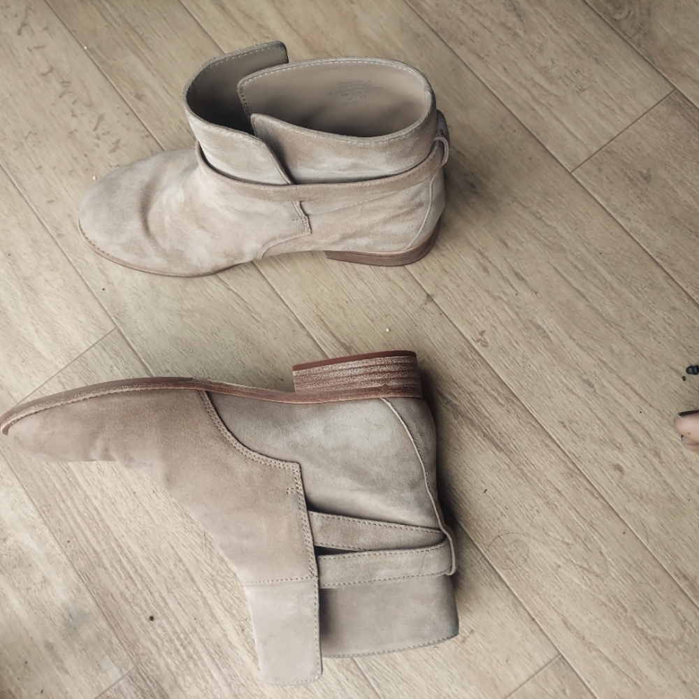 10m Tory Burch Brooke Ankle Bootie Beige Suede Moto Boots Womens‎ - Picture 8 of 13